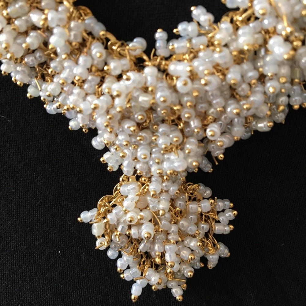 Beautiful Faux Rice Pearl Necklace
